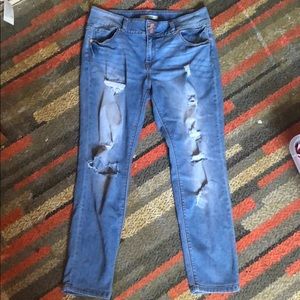 Ripped Boyfriend Jeans